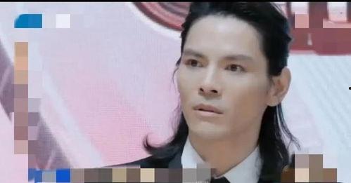 娱乐圈吃瓜小技巧,轻松掌握明星八卦，成为资深瓜民！